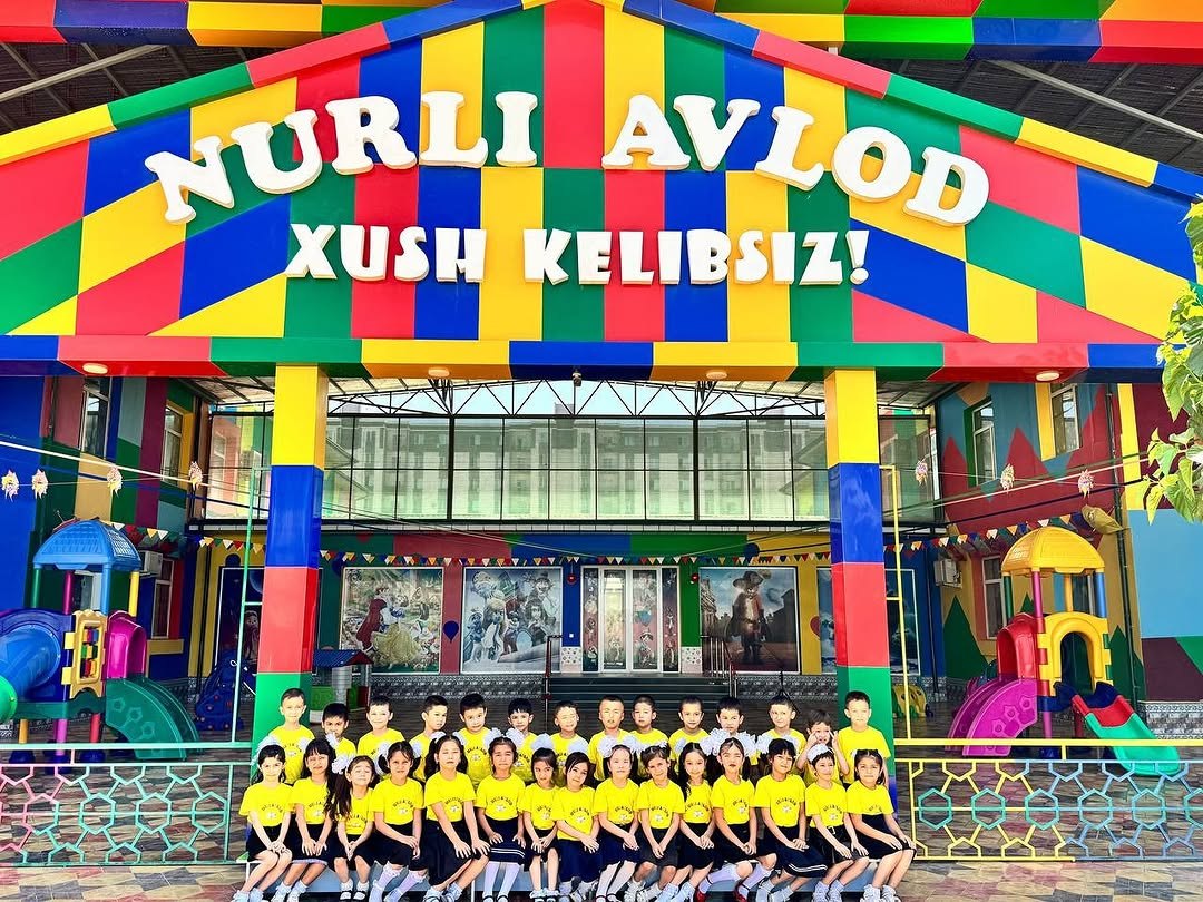 Nurli Avlod bog'chasi kirish qismi